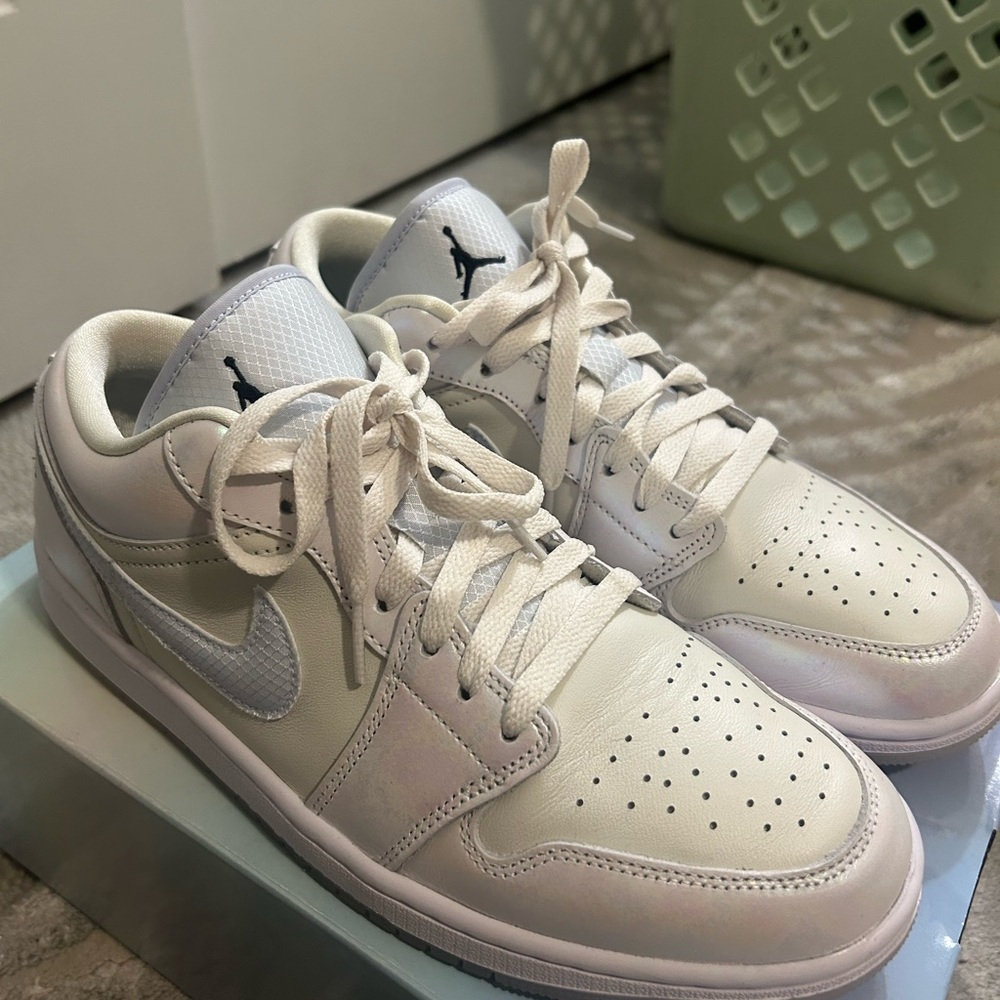 Women’s Air Jordan 1 Low SE Year of the Snake